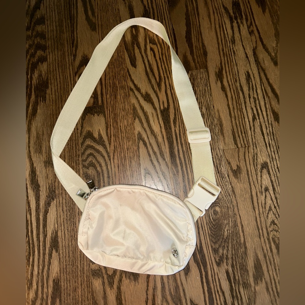 Pander Belt Bag